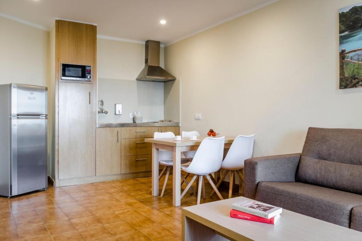 Apartamentos Blancala Cala Blanca  Eksteriør billede