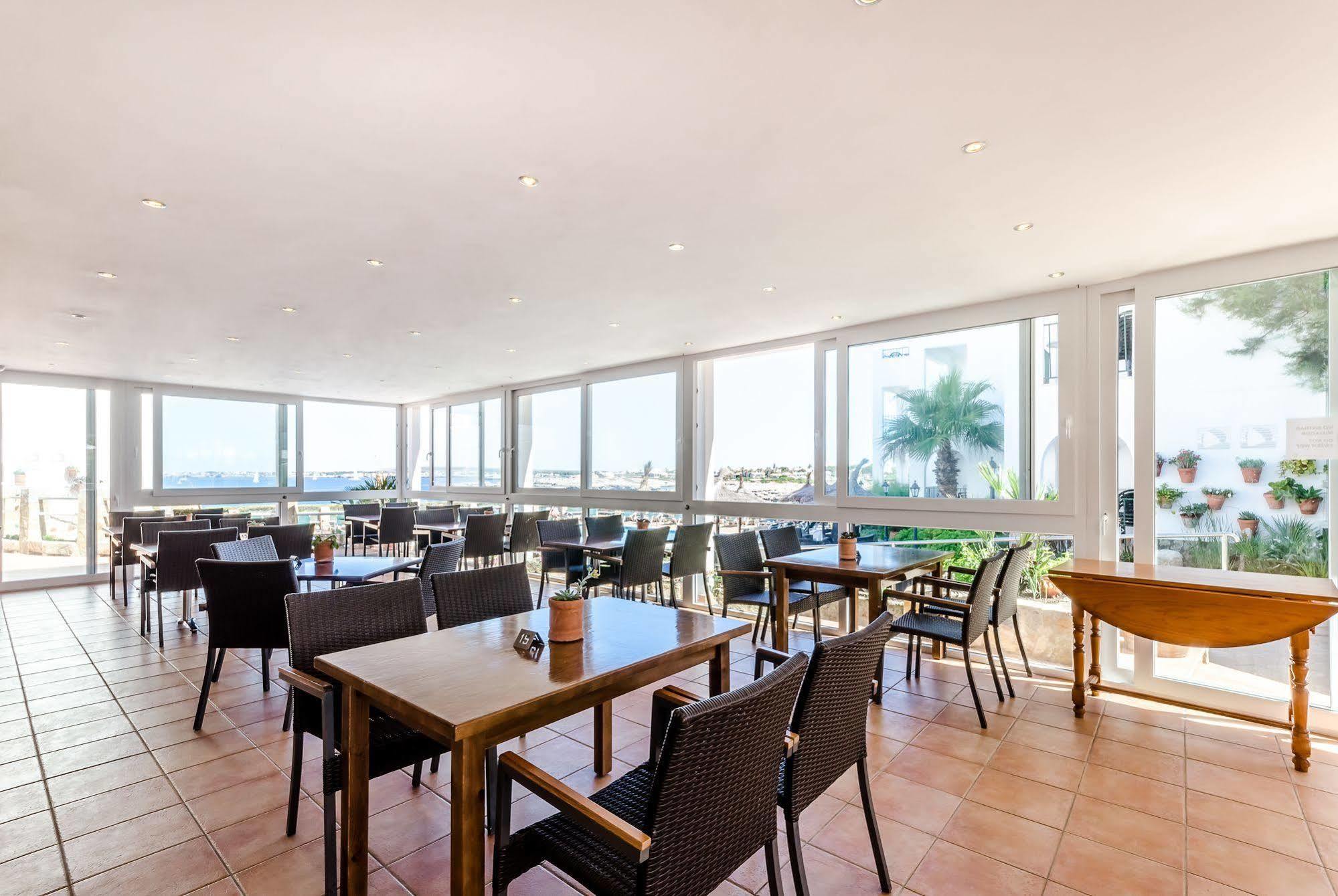 Apartamentos Blancala Cala Blanca  Eksteriør billede