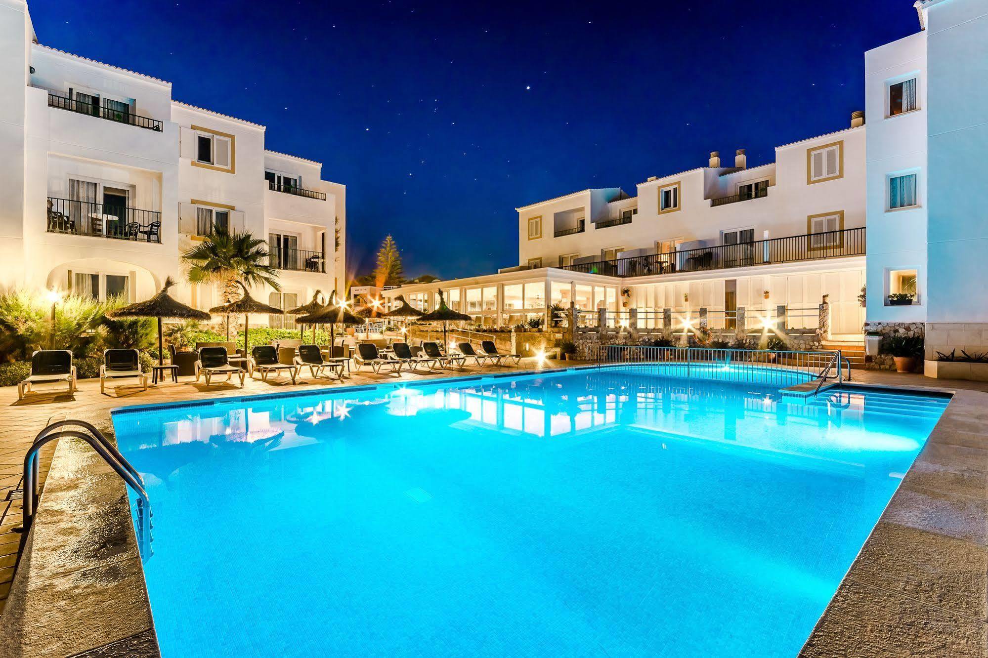 Apartamentos Blancala Cala Blanca  Eksteriør billede