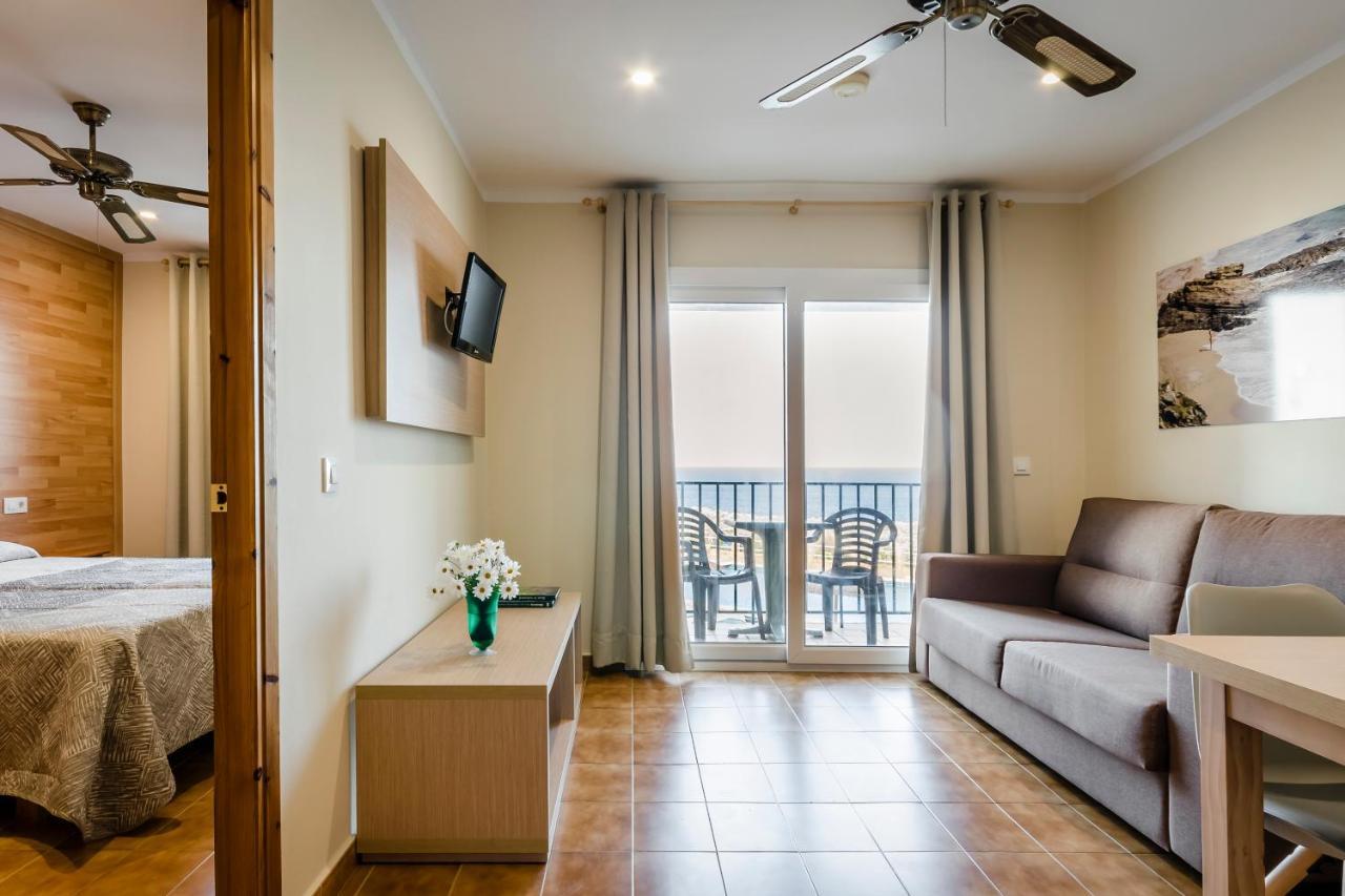 Apartamentos Blancala Cala Blanca  Eksteriør billede